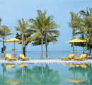 ザ バリ カーマ The Bali Khama Beach Resorts & Spa　プール＆プライベートビーチ