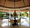 ドゥスン ヴィラ バリ The Dusun Villa Bali　3ベッドルーム　リビング